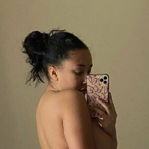 Famous Kiki 1