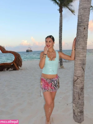 Georgia Murray [ georgia-murray ] - I bet I have a bigger ass than your mom🤭