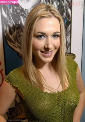 Andrea Lowell [ andrea-lowell ] - Late night nudes