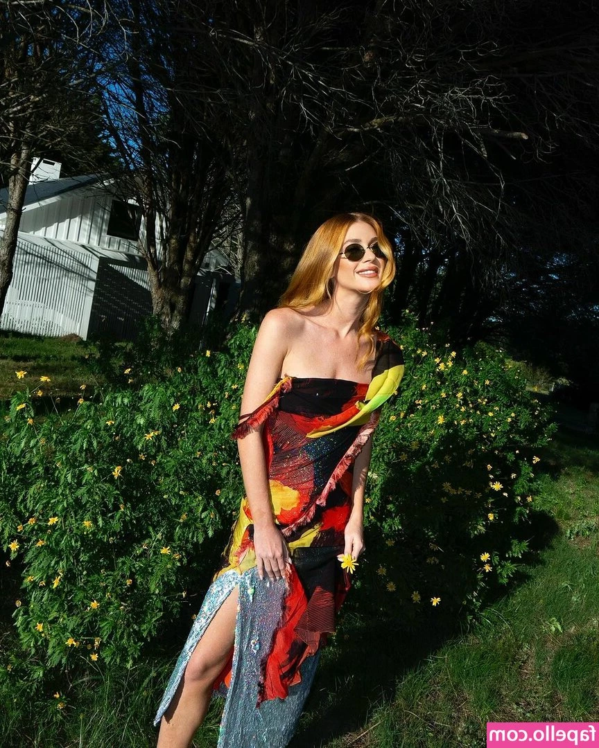 Marina Ruy Barbosa [ marina-ruy-barbosa ] - Come along now my little chastity slut-it s time for you to lock that