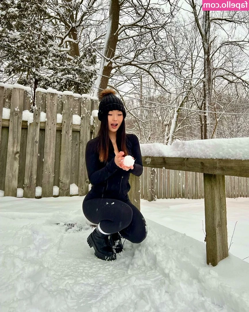 Amanda C Mai [ amanda-c-mai ] - 400 SUBS ON ONLYFANS LESSSS GOOOOOOOOOOOOOOOOOOOOOOOO I just wanted