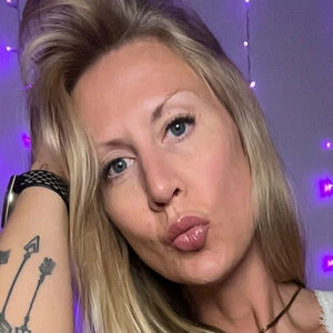 218blonde320vip