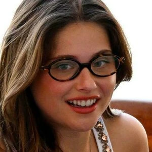 Nicole Wallace