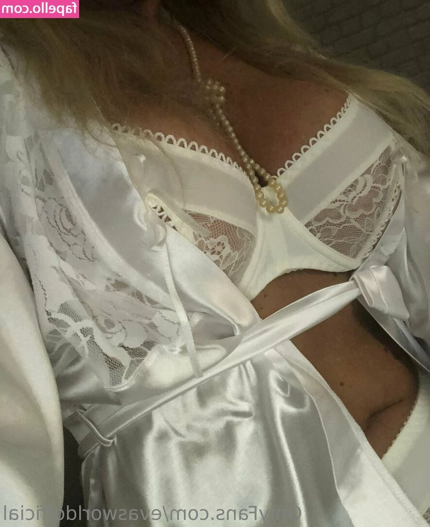 evasworldofficial - Sorry been absent for a while but I m back Just been busy traveling
