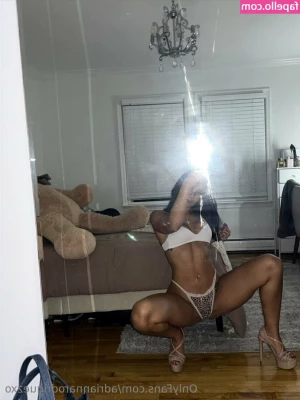 adriannarodriguezxo - Ill bend over for you  daddy