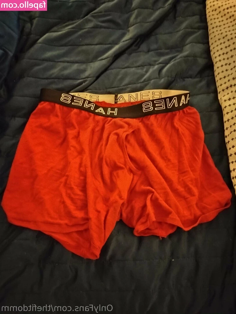 thefitdomm - Day 20 of being plugged  I m ready for you