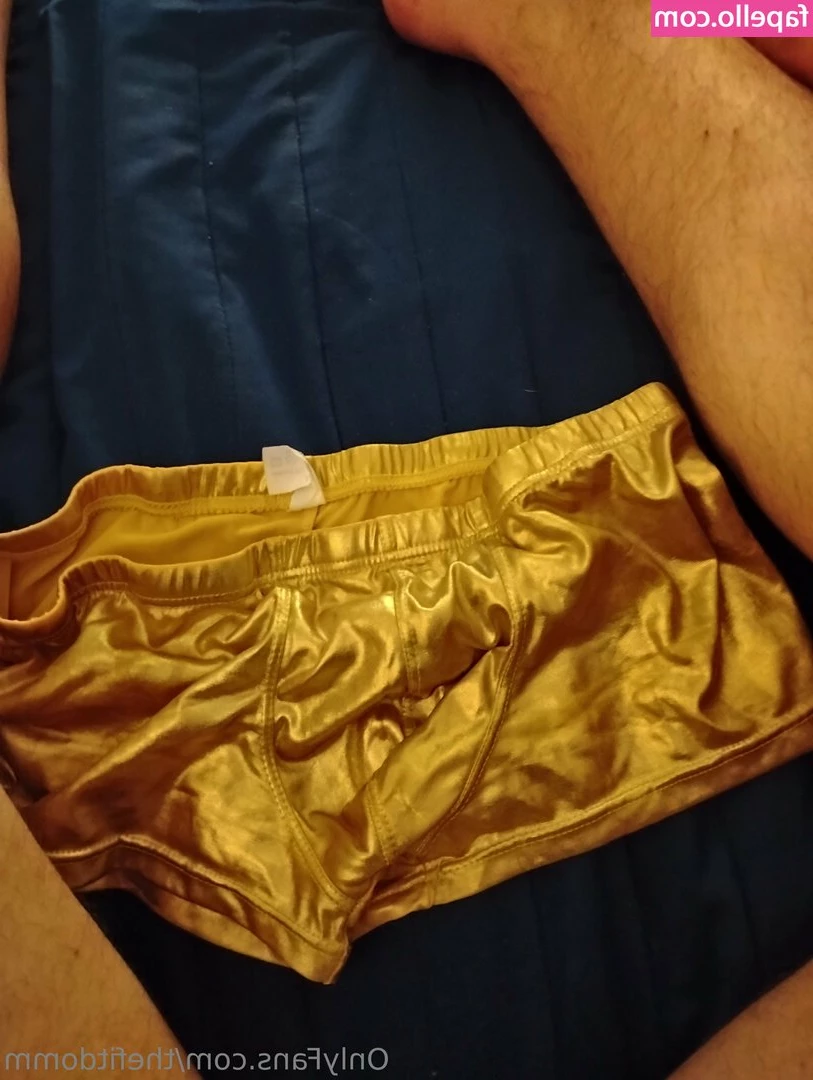 thefitdomm - AVAILABLE FOR CUSTOM COCK RATING 😱 MOANING YOUR NAME WHILE I