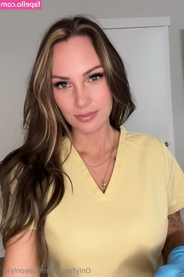 susieonlyxo [ susieonlyxo-6 ] - Una buena postura para un buen empujón