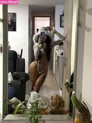 Alejarabbittx - Milfy Monday Check in 💋  How are my boys doing?