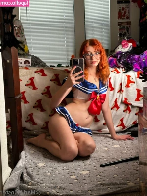 mari.m0nster [ mari-m0nster ] - Finger Fun at my bed | POV / Close-up solo film  It was so hot in my