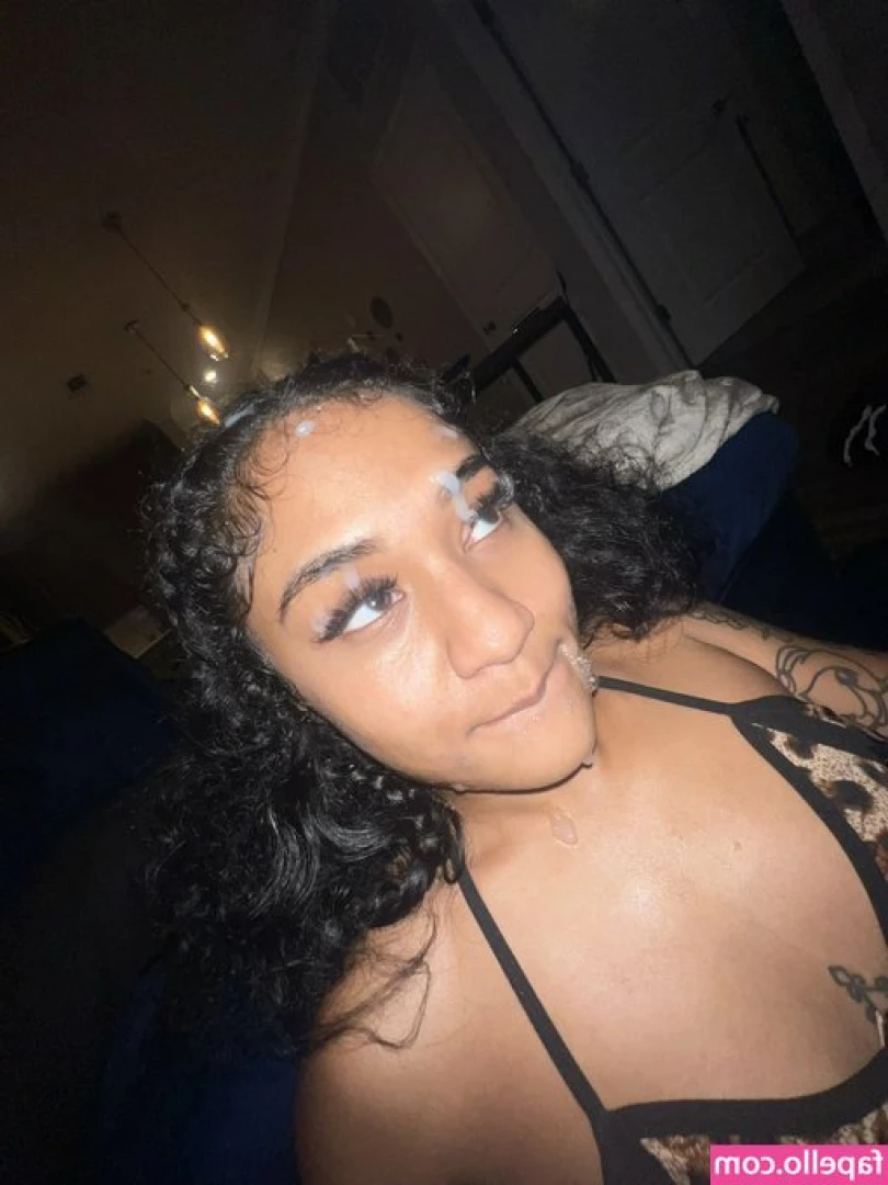 yurfavoritedreammm - Do you think this outfit is cute