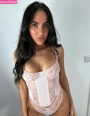 Becky Conlin [ becky-conlin ] - Losing my virginity the day I turned 18  my BF was in college so we