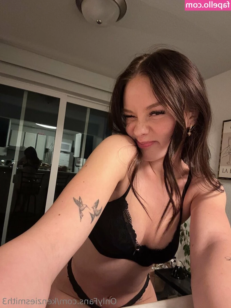 kenziesmith3 - Have a happy Wednesday❣️