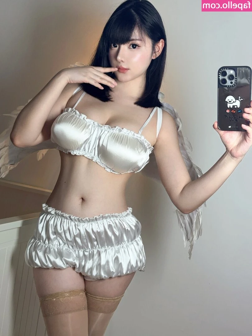 Xiianger Amy [ xiianger-amy ] - Tell me, what’s the best Valentine’s Day outfit, maybe I got