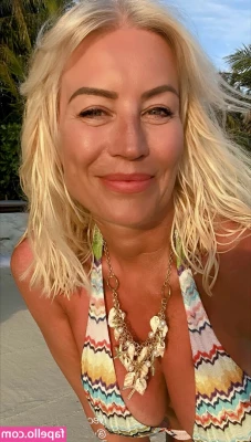 Denise Van Outen [ denise-van-outen ] - Cum with me