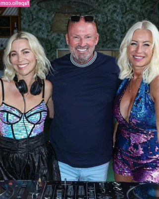 Denise Van Outen [ denise-van-outen ] - neues sextape  schön doggy so wie ich es brauche
