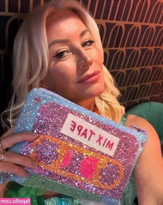 Denise Van Outen [ denise-van-outen ] - I’m ready for my pussy inspection, daddy 😇