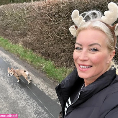 Denise Van Outen [ denise-van-outen ] - ass n titties