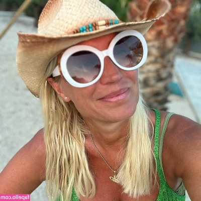 Denise Van Outen [ denise-van-outen ] - Ride me baby
