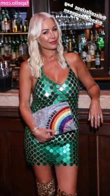 Denise Van Outen [ denise-van-outen ] - Suscribirte para más