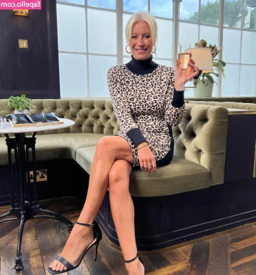 Denise Van Outen [ denise-van-outen ] - Daddy wake up and stroke your cock for me, I’m waiting for you in