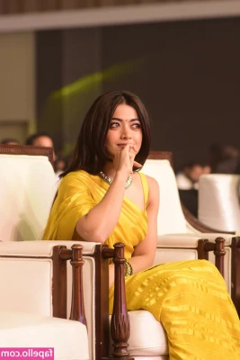 Rashmika Mandanna [ rashmika-mandanna ] - THE SENSEI FOOTJOB! @latinmasterfeet has the feet of my dreams.