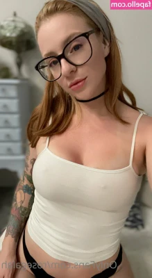 RoseGalah - Alicia Plays Wit Dildo 🍆💜