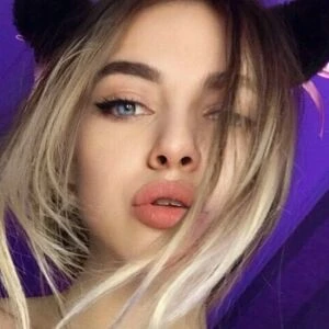 Larissa Kemylli