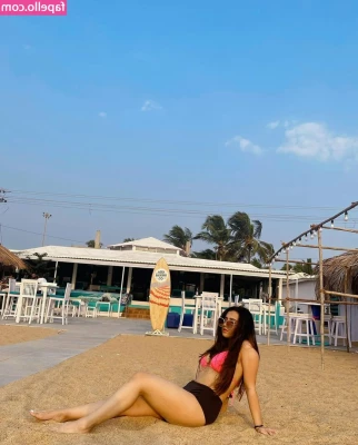 Roshni Walia [ roshni-walia ] - send me a DM