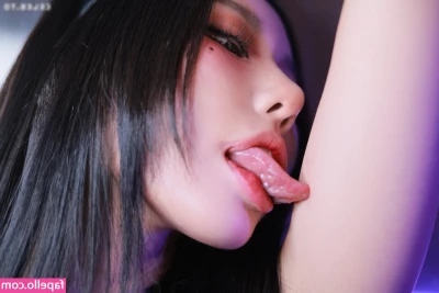 Donggeuran - Being naughty at my desk with my sexy coworker right across from me