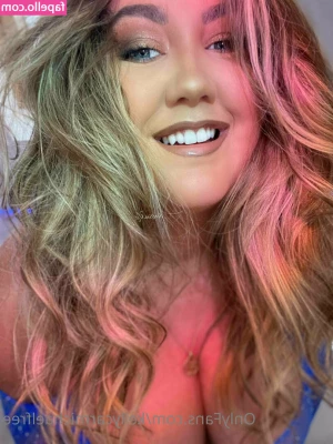 kellycarmichaelfree - Wanna tie me?😈