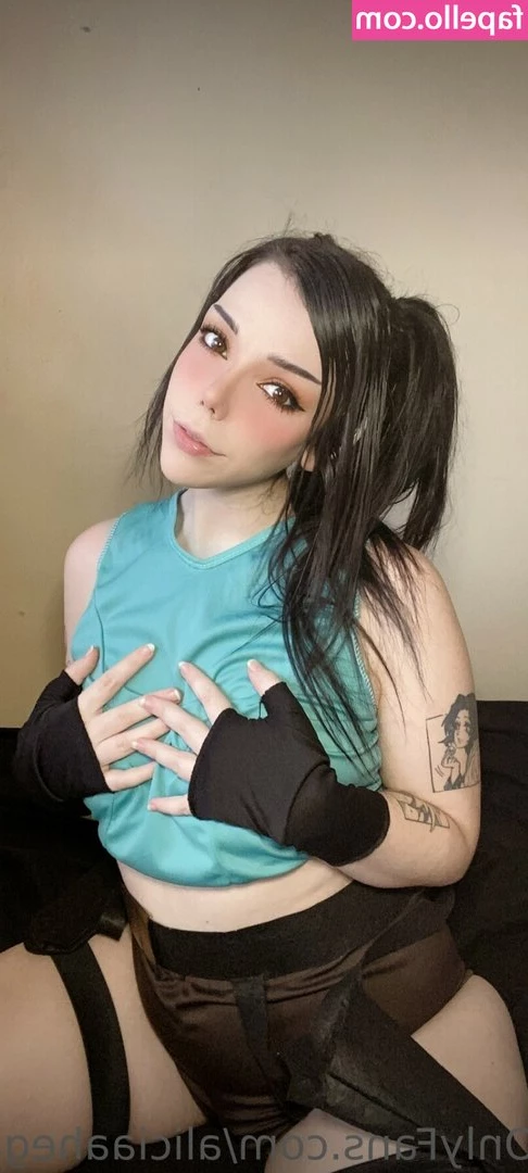 aliciabunbun - Just show off my figure 👁👅👁