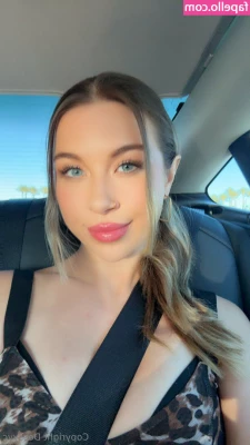 oxdessyxo [ oxdessyxo-8 ] - SUBSCRIBE FREE    I m  hhornny666      Hi daddy  my little vagina is
