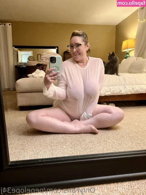 Penelope34J - play with me