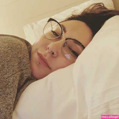Penelope34J - Every inch of my body deserves being worshiped  So make this a daily