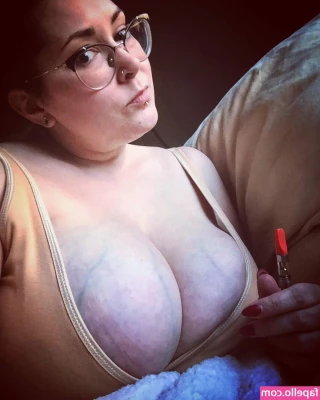Penelope34J - Straddles you 🥵