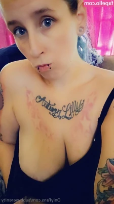 subbyserenity - this tops way too small, i might as well just take it off... whatcha