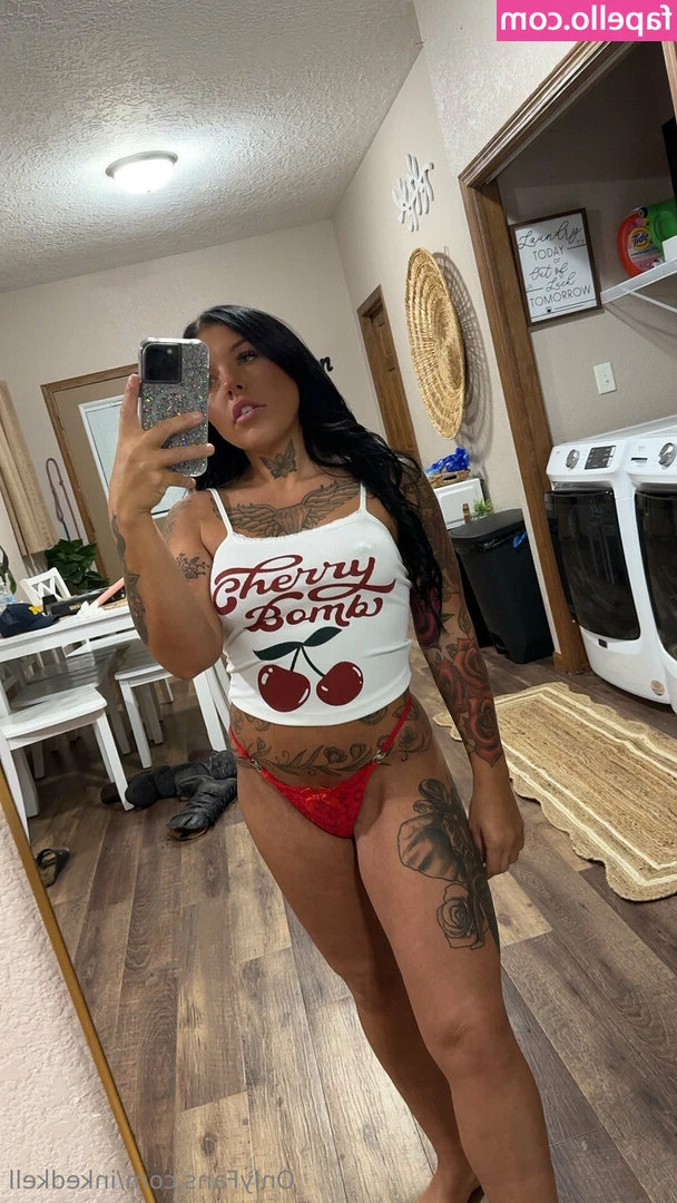 inkedkell [ inkedkell-8 ] - She Hittin fasho