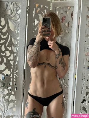 paigecamsfree - split open from all of the big cocks i've been getting