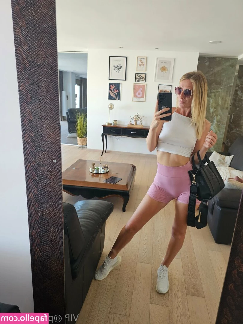 prettypolly [ prettypolly-5 ] - I was very busy this week 😈 NEW content hitting your DM's today! I