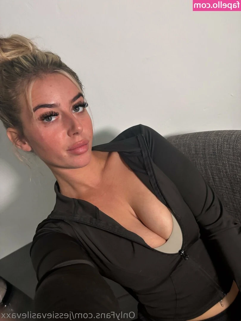 jessievasilevaxx [ jessievasilevaxx-1 ] - COCK CLONE UPDATE  My first ever clone has officially been sent and I