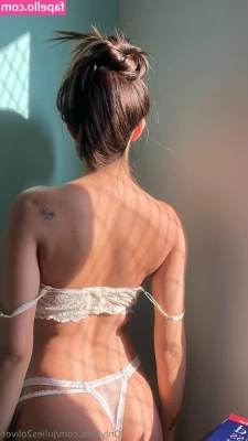 julies2oliver - Tonight, get all Hot & Bothered as you get un ready with me 🤩