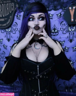 Nightmarekittykat - I m still your favorite Latina