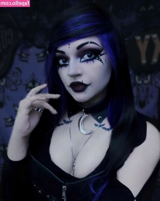 Nightmarekittykat - Can t wait to be fucked while everyone can see me