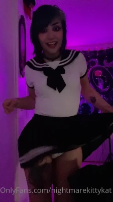 Nightmarekittykat - Pink Sexy Bitch