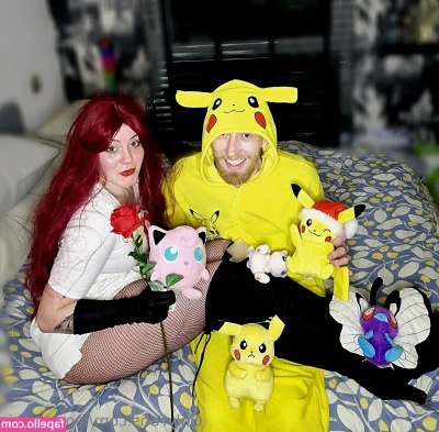 lenore_noir [ lenore-noir ] - New roleplay video is out now 🥰