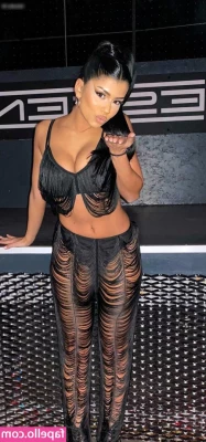 Sabrine Khan [ sabrine-khan ] - Hot new content on the way 💋💋💋