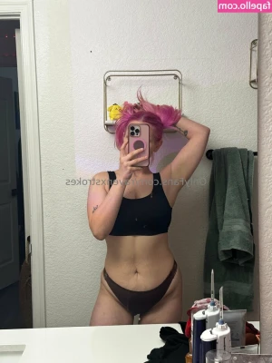 ravenxstrokes - 😘 back to posting everyday