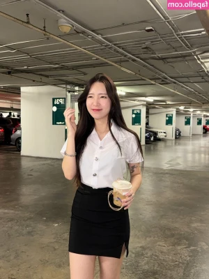 Mena Noona [ mena-noona ] - How’s everyone’s day going?