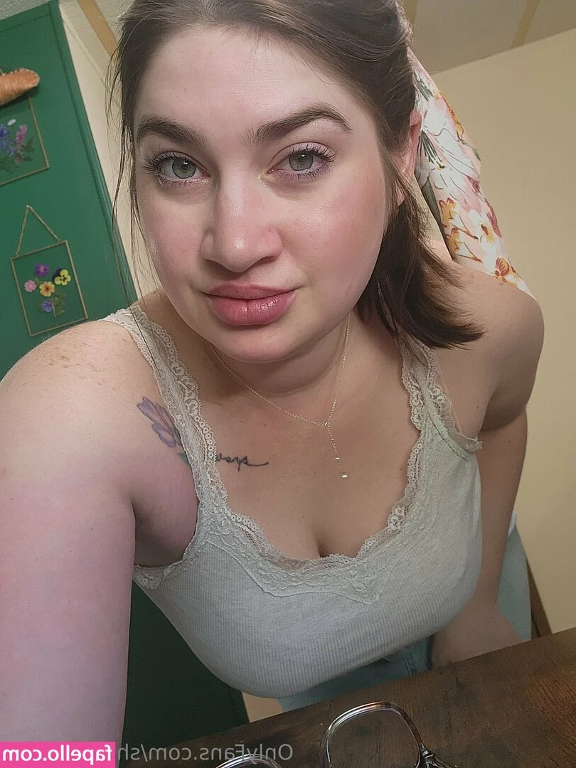 shesoutthere - Lets wannk. Dm me
